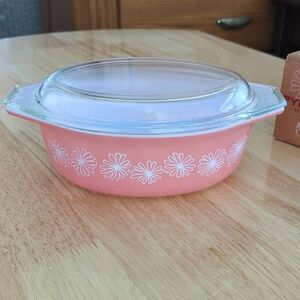 Pyrex Pink Floral Casserole Dish with Clear Lid